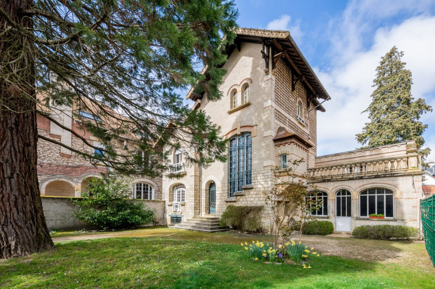 vente Villa Fontainebleau - Photo 1