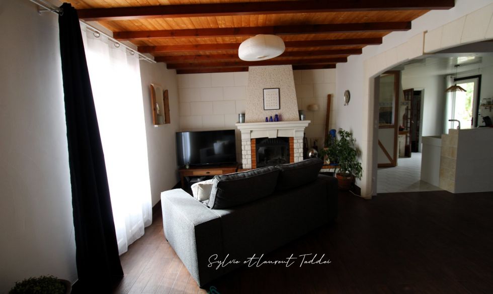 vente Baignes Sainte Radegonde