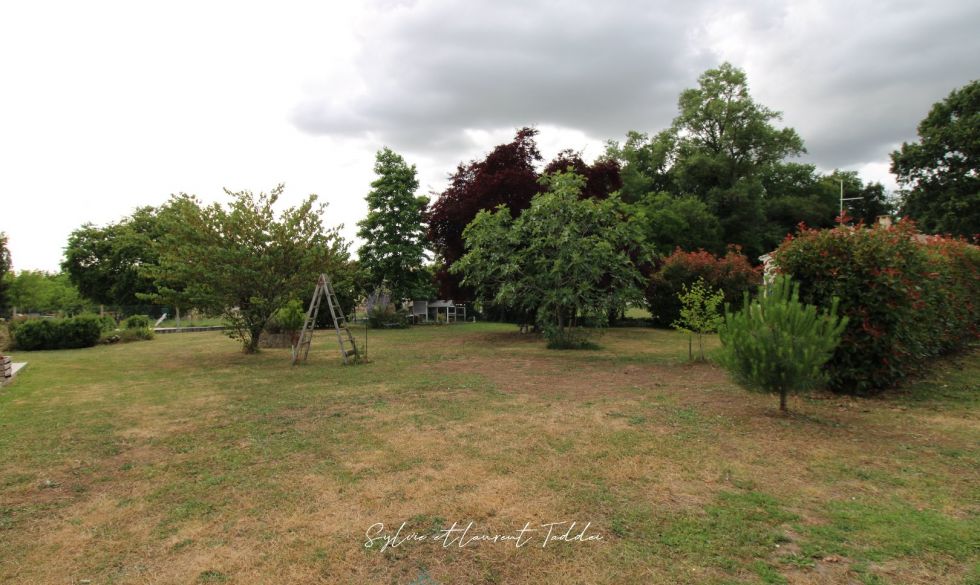 vente Baignes Sainte Radegonde