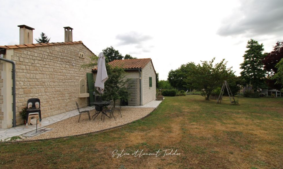 vente Baignes Sainte Radegonde