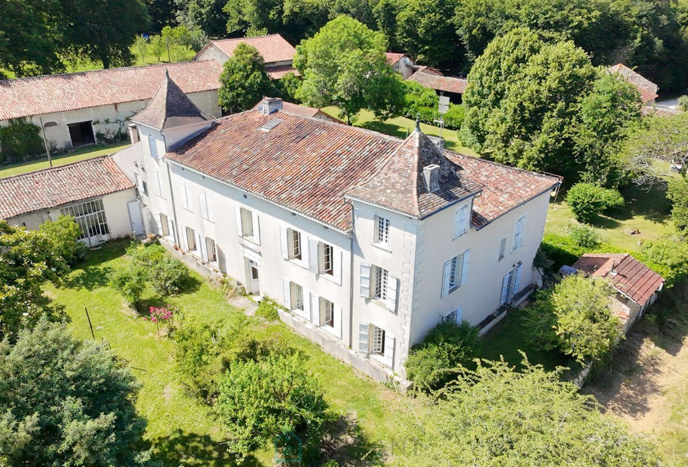 vente Domaine Barbezieux Saint Hilaire - Photo 2