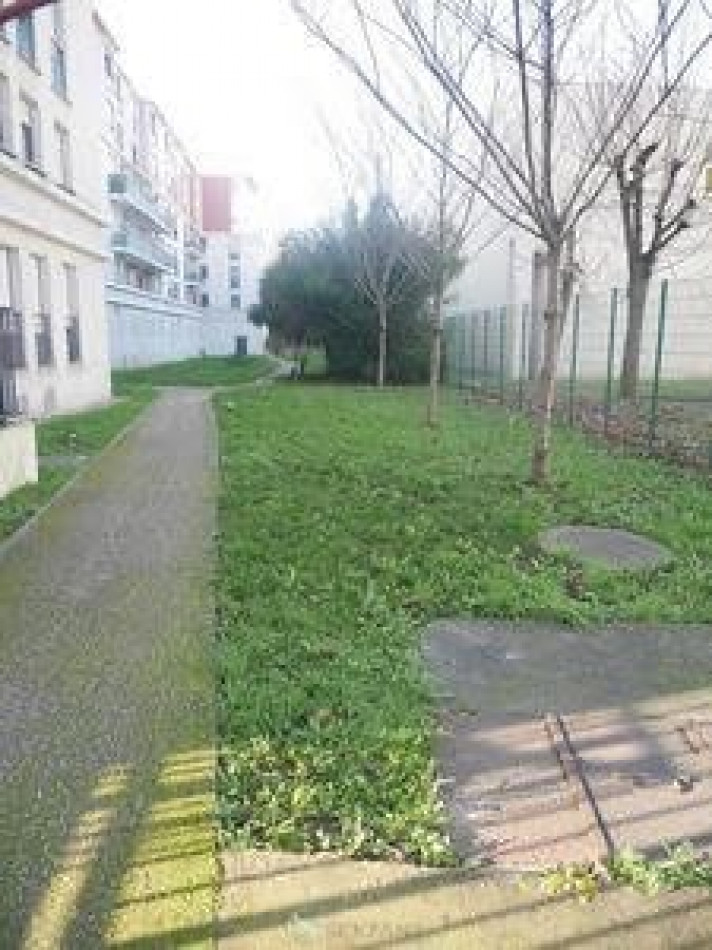 vente Studio Villeneuve La Garenne - Photo 2