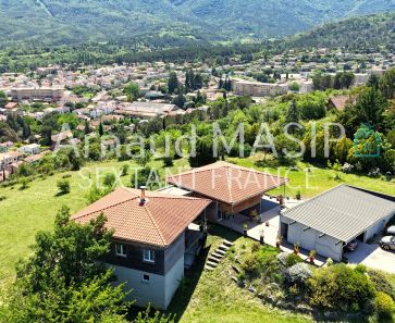 vente Quillan