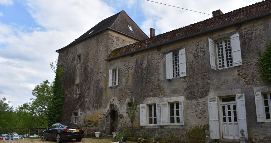 vente Château Saint Jory De Chalais