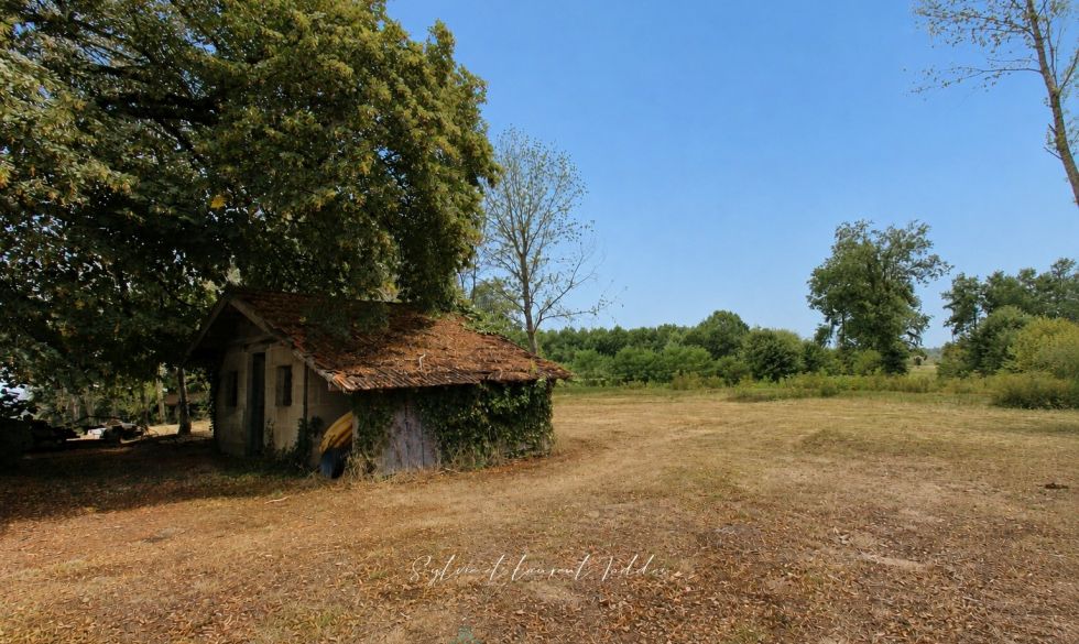 vente Montguyon