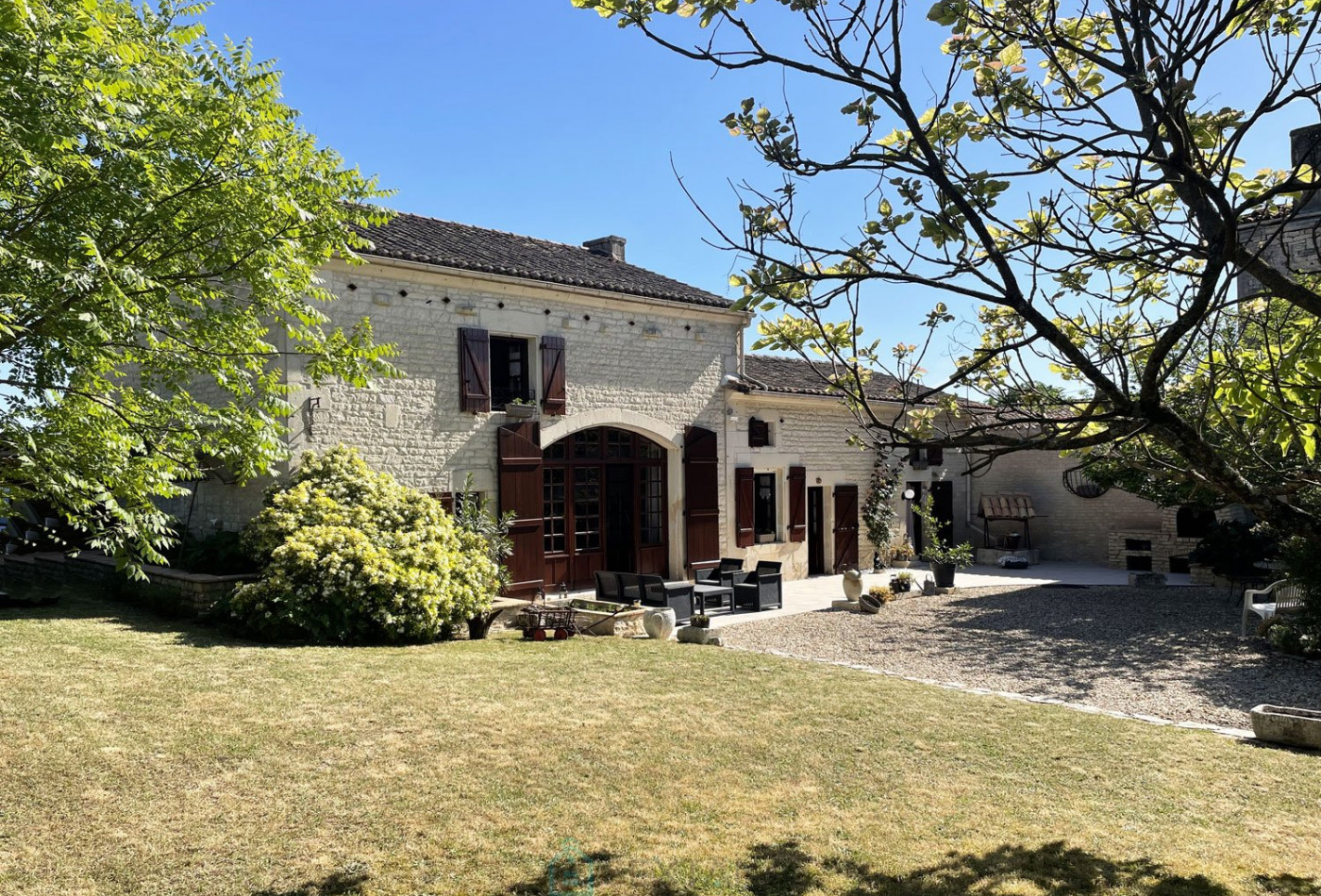 vente Maison de village Echallat - Photo 2
