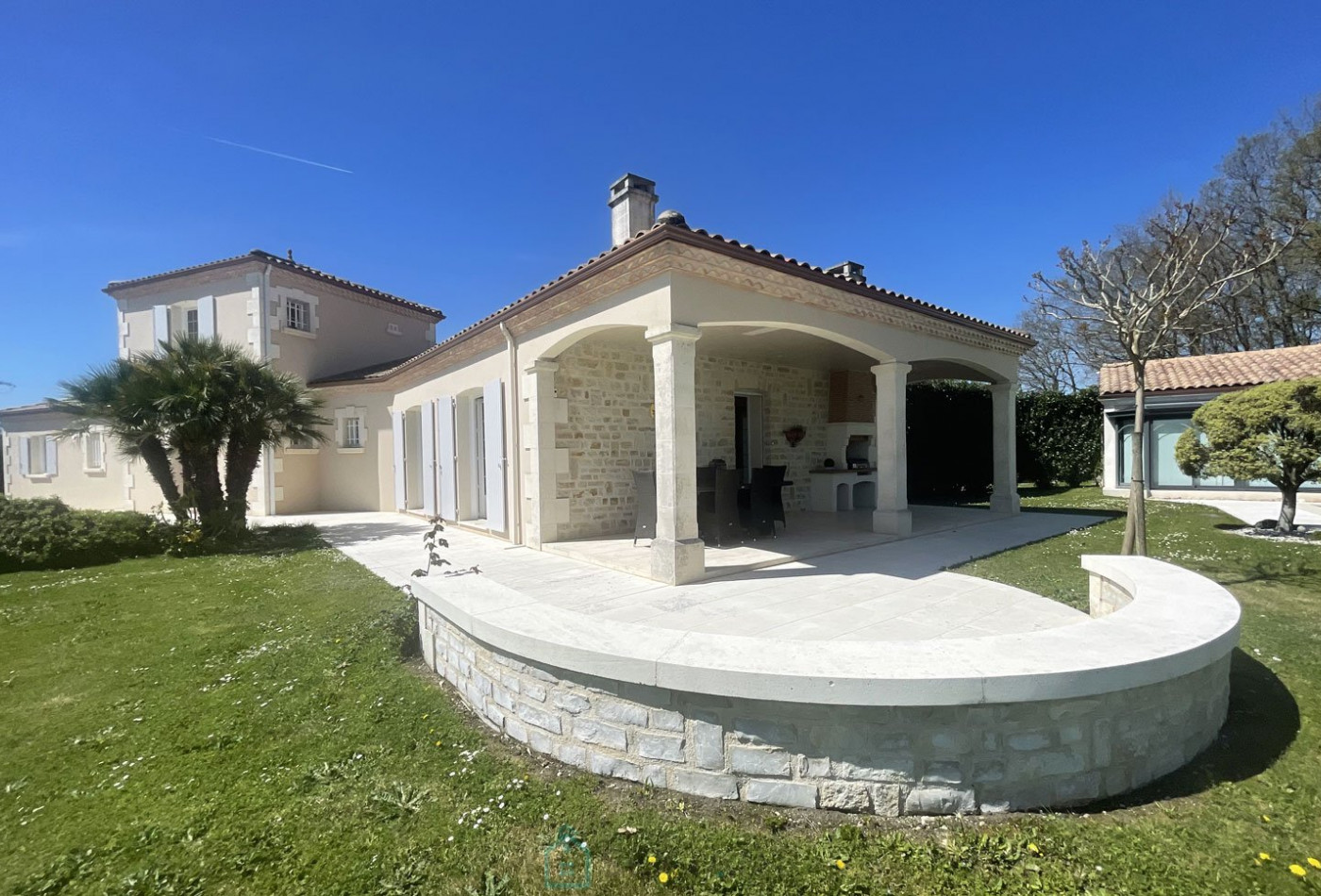 vente Villa Barbezieux Saint Hilaire - Photo 4