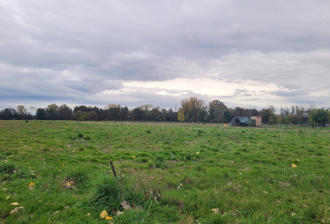 vente Terrain constructible Saint Pierre D'eyraud - Photo 1