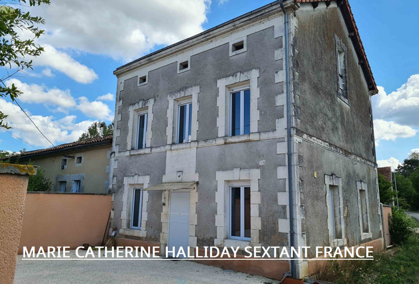 vente Maison de caractère Douzillac - Photo 1