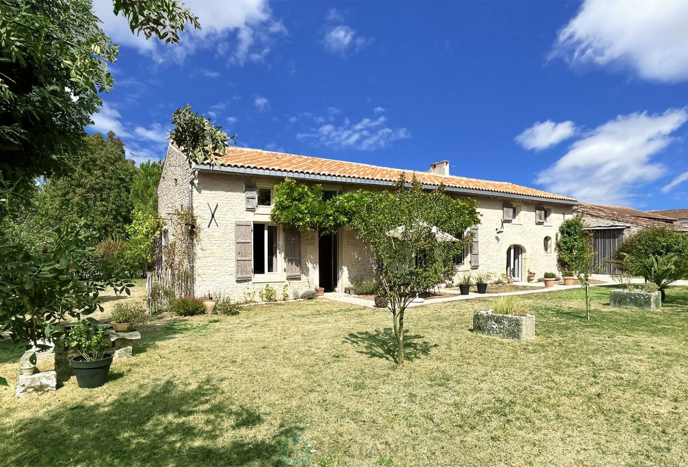 vente Maison de village Aumagne - Photo 1