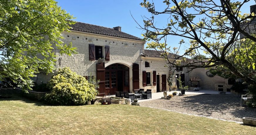 vente Maison de village Echallat