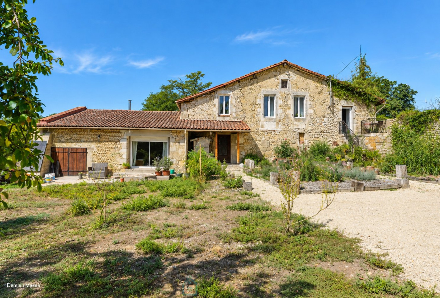 vente Corps de ferme Nonac - Photo 1