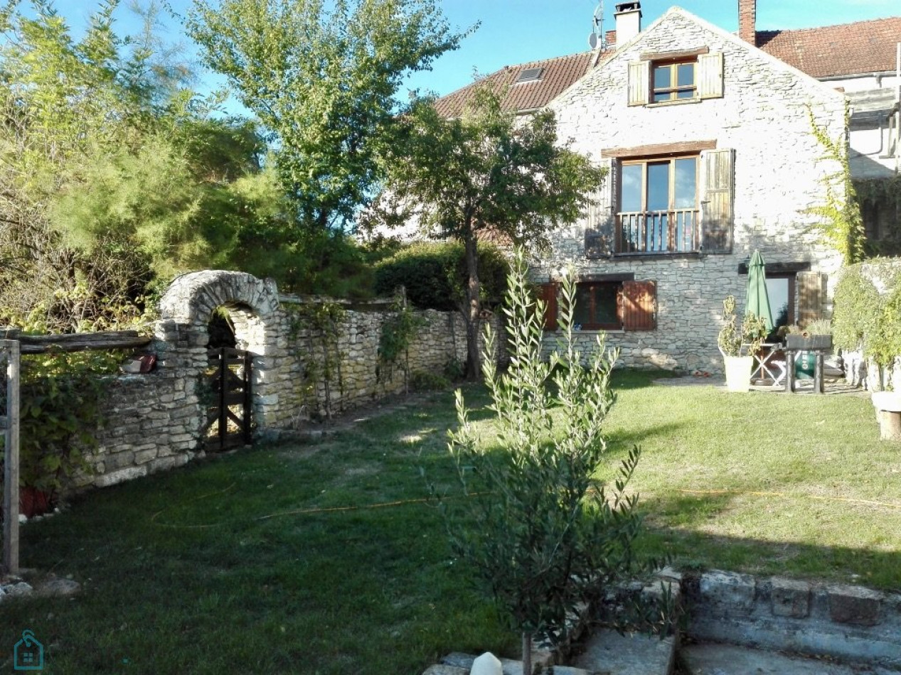 Vente maison Fontenay saint pere, 125m² 200m² 5 pièces 236 500€ Vente maison Fontenay saint pere, 125m² 200m² 5 pièces 236 500€