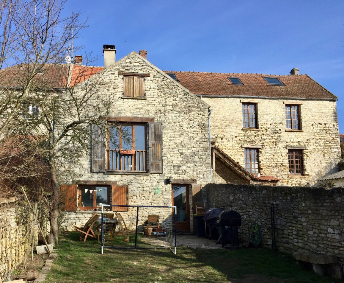 Vente maison Fontenay saint pere, 125m² 200m² 5 pièces 236 500€ Vente maison Fontenay saint pere, 125m² 200m² 5 pièces 236 500€