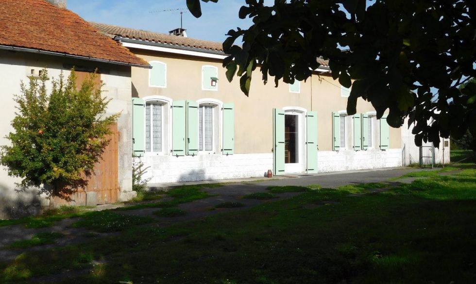 vente  Pommiers Moulons