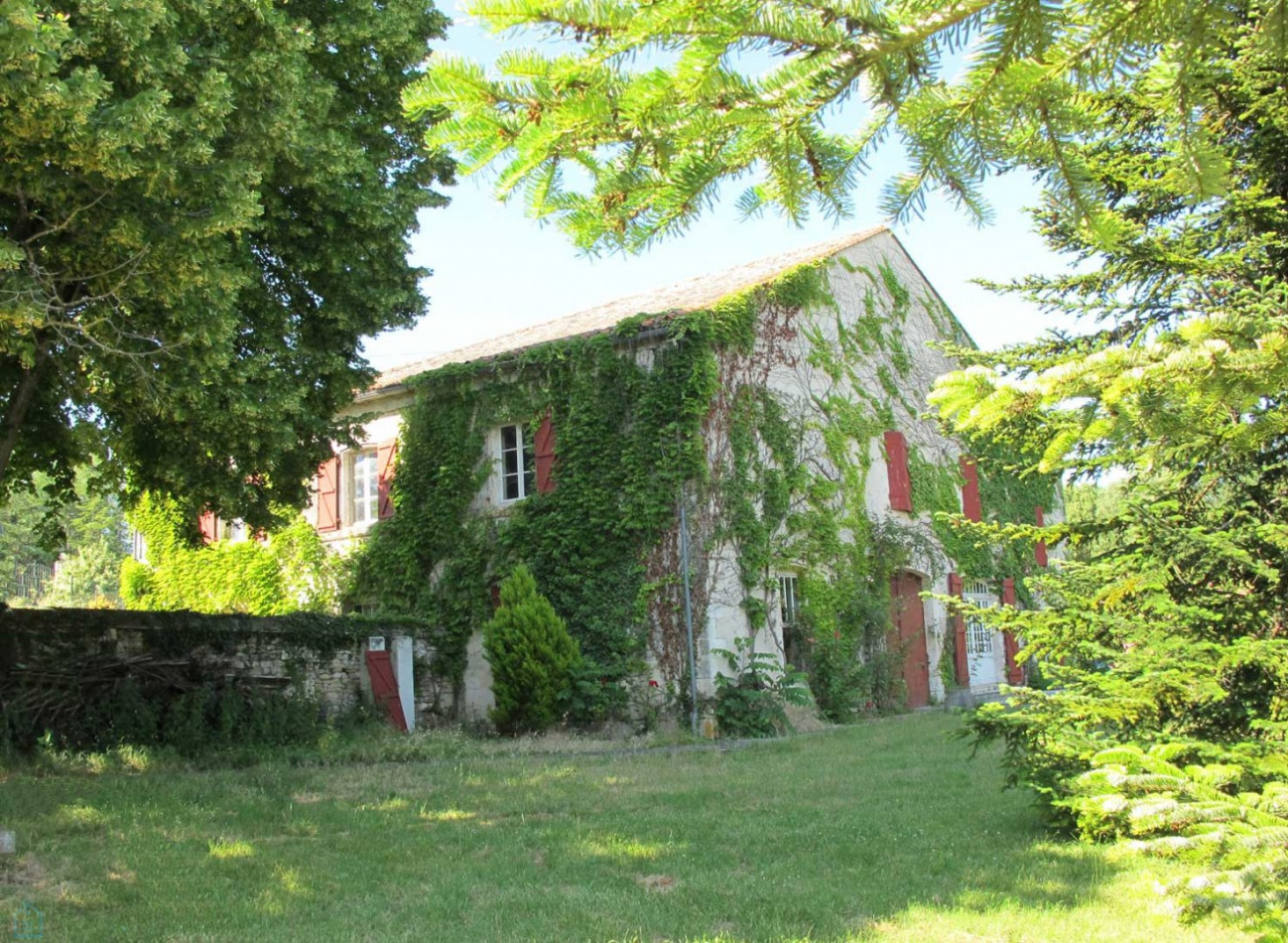 vente Maison individuelle Angouleme - Photo 2