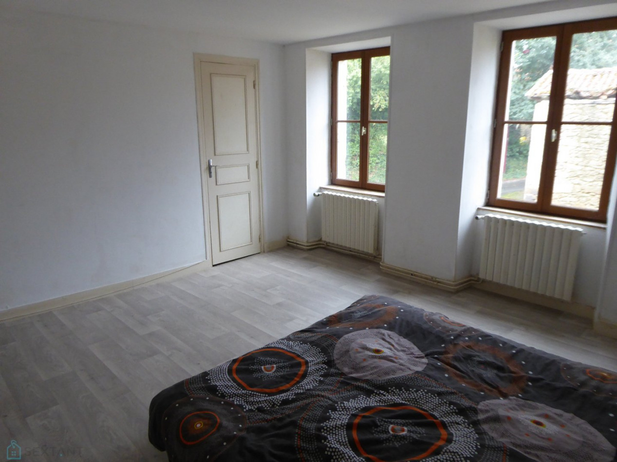 vente Maison de village Rochechouart - Photo 7