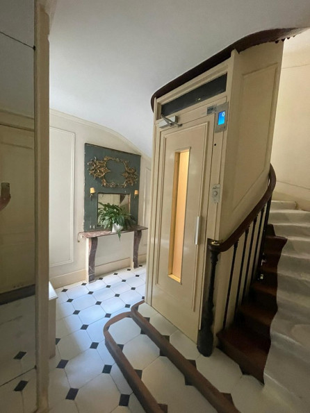 location Appartement Paris 7eme Arrondissement - Photo 2