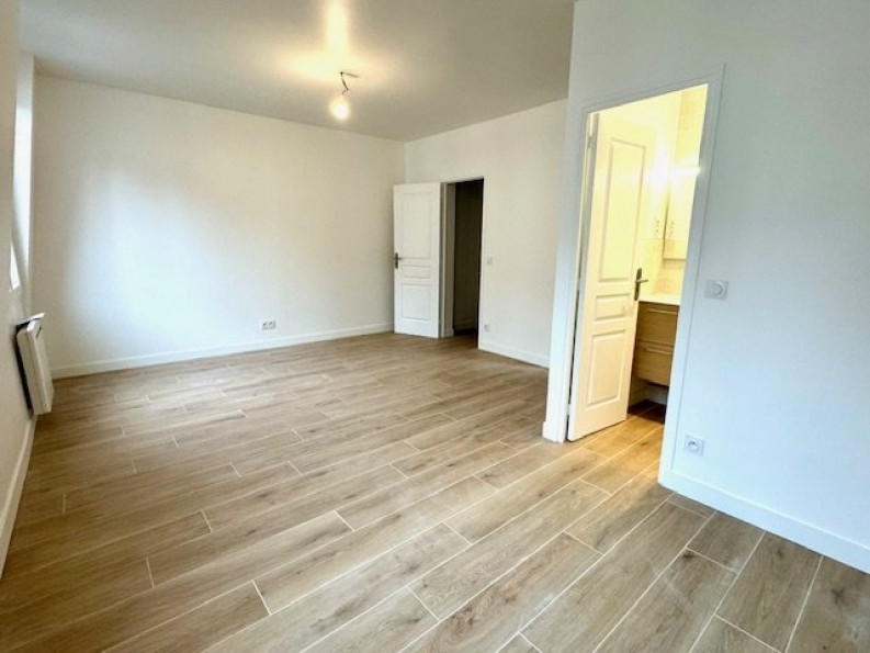 vente Appartement Paris 7eme Arrondissement - Photo 3