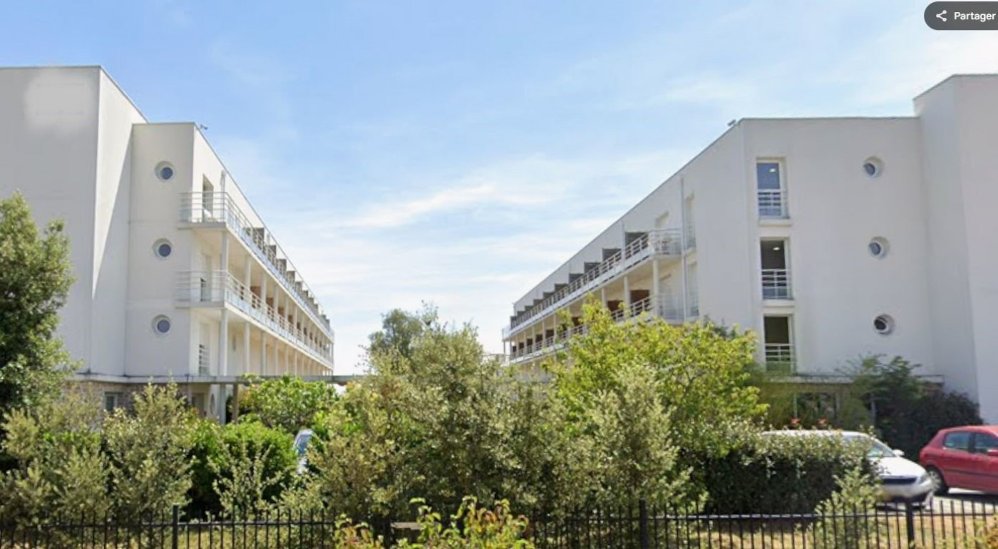 vente Résidence affaires Chartres - Photo 1