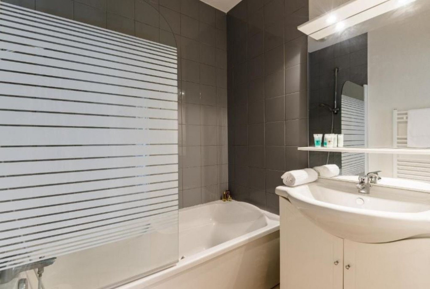 vente Résidence tourisme Le Verdon Sur Mer - Photo 5