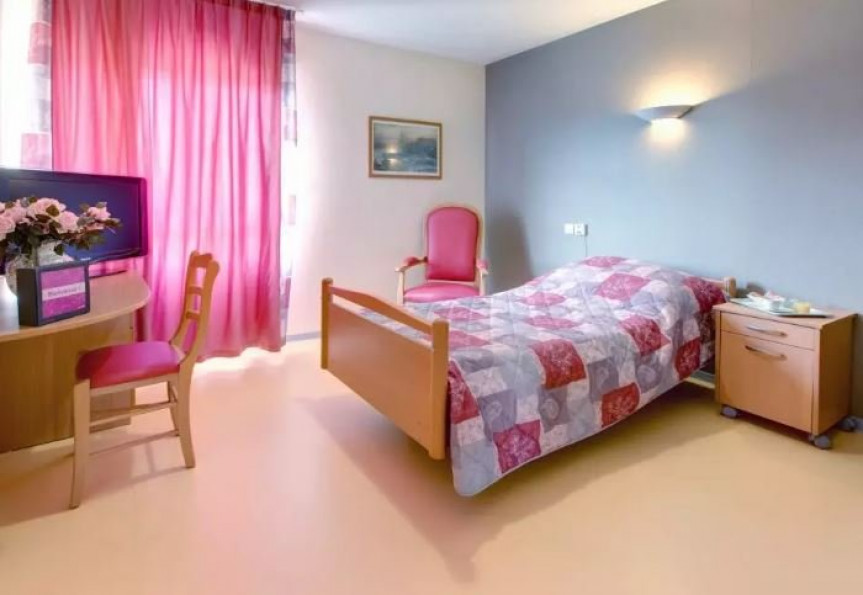 vente Résidence ehpad Ferriere La Grande - Photo 2