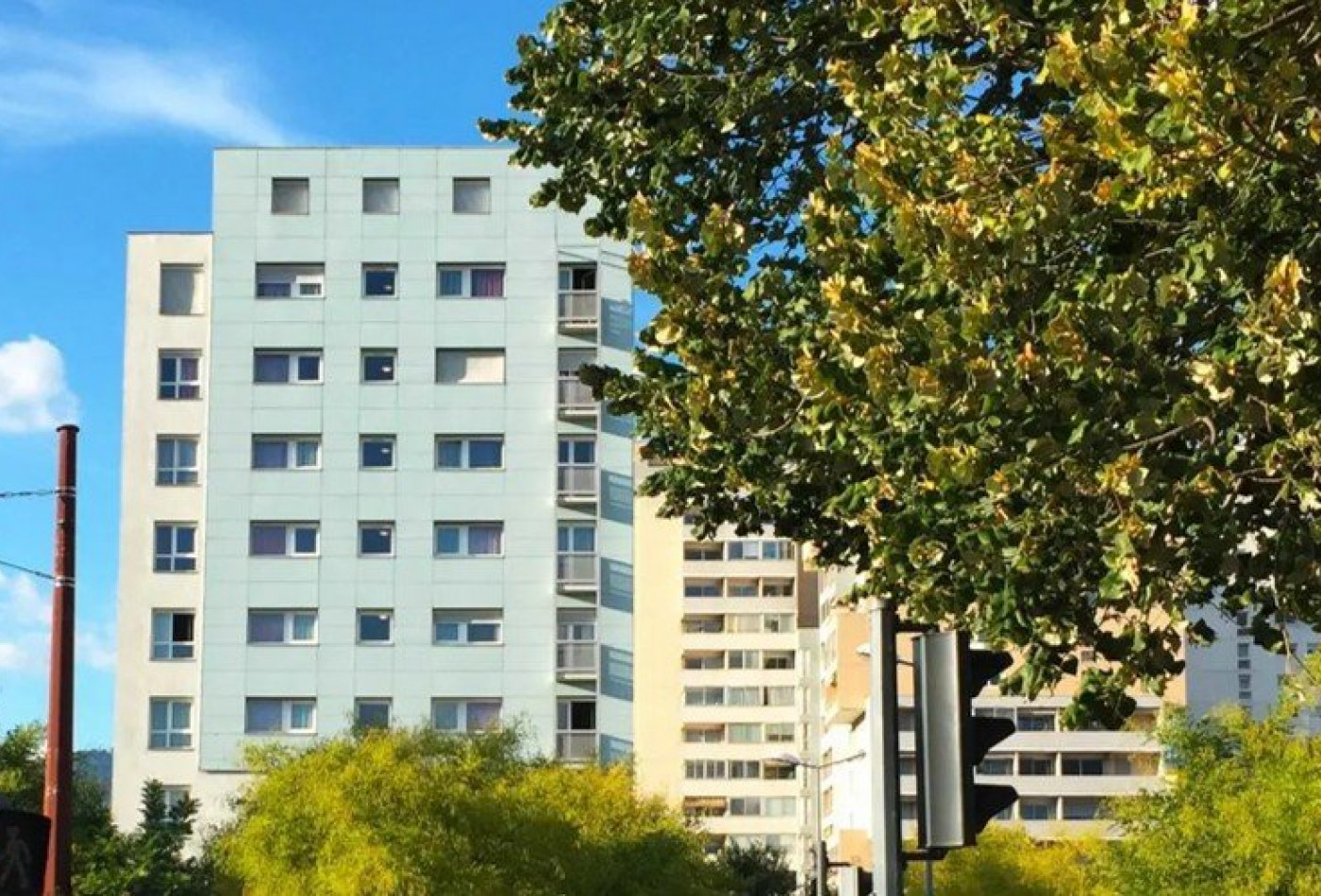 vente Résidence affaires Grenoble - Photo 1