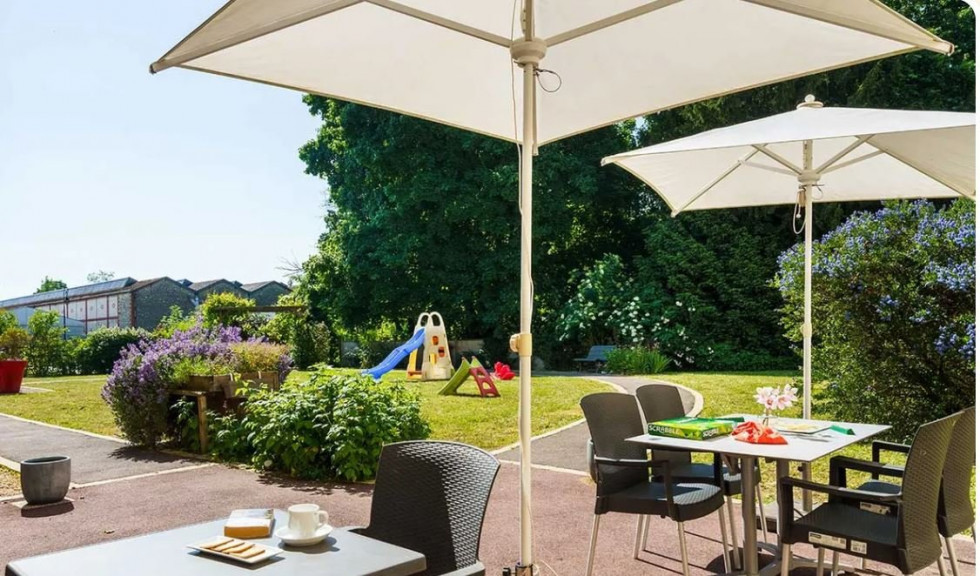 vente Résidence ehpad Pussay - Photo 7