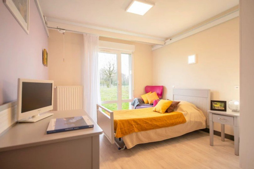 vente Résidence ehpad Gasville Oiseme - Photo 2