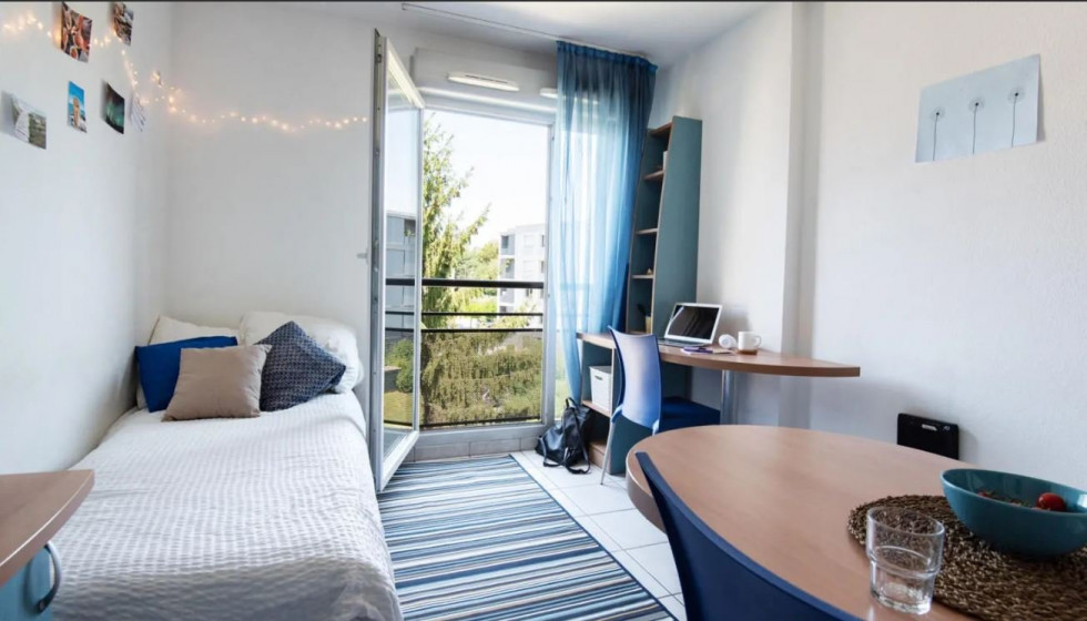 vente Résidence etudiante Bron - Photo 2