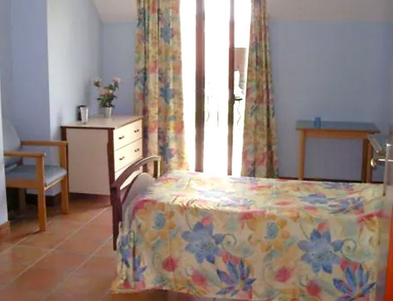 vente Résidence ehpad Seichebrieres - Photo 2