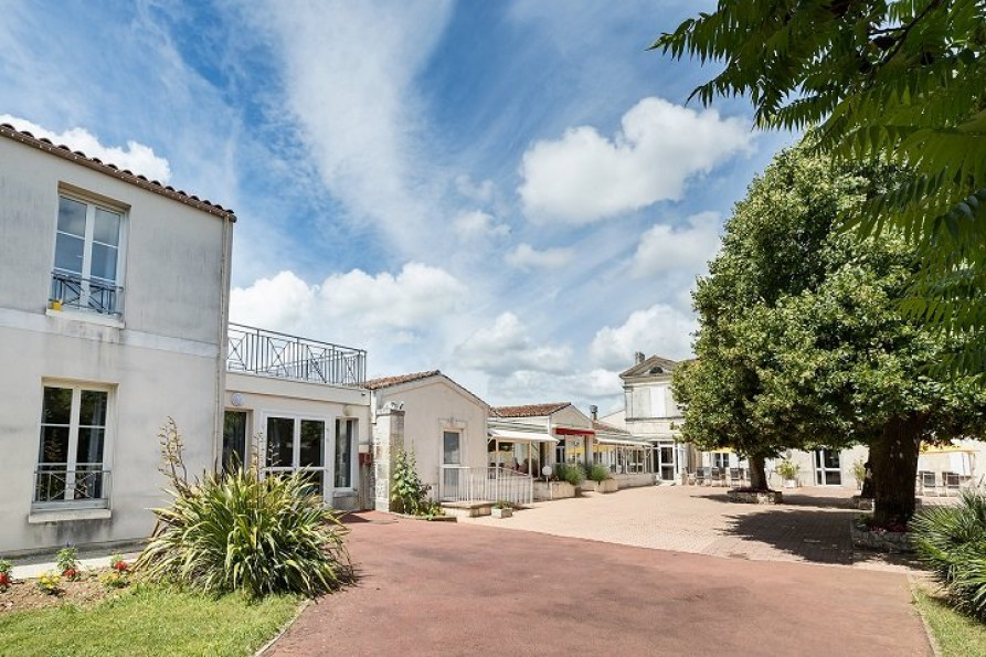 vente Résidence ehpad Trizay - Photo 7