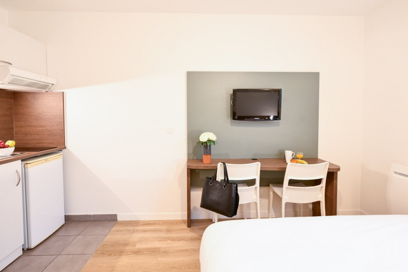 vente Résidence affaires Saint Cyr L'ecole - Photo 2