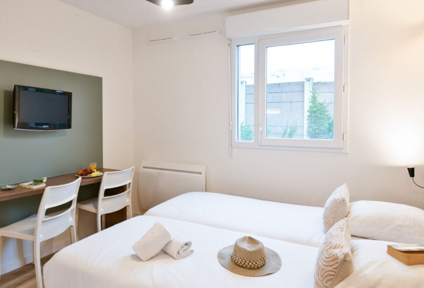 vente Résidence affaires Saint Cyr L'ecole - Photo 3