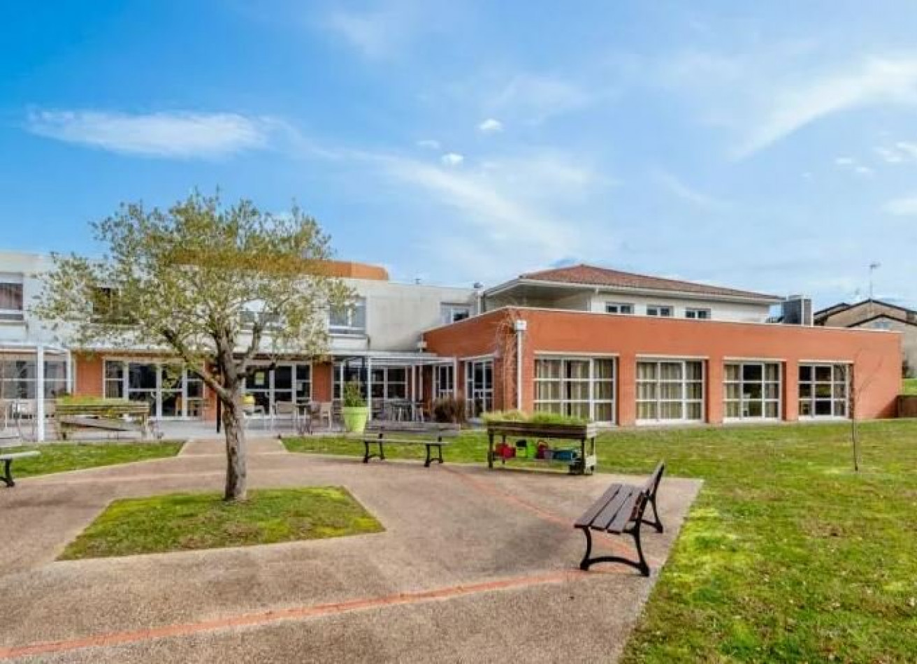 vente Résidence ehpad Cazaubon - Photo 1