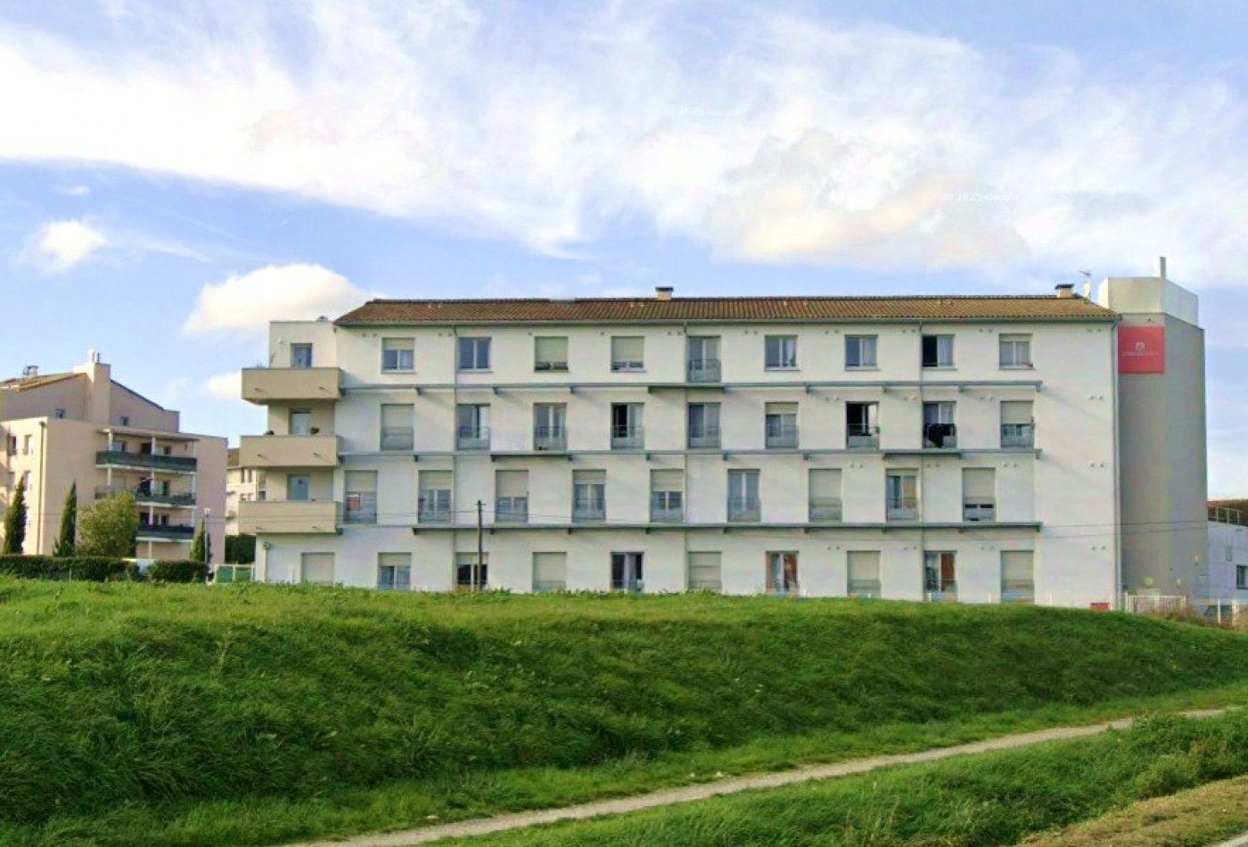 vente Résidence affaires Cornebarrieu - Photo 1