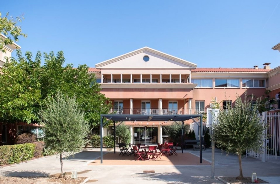 vente Résidence ehpad Miramas - Photo 1