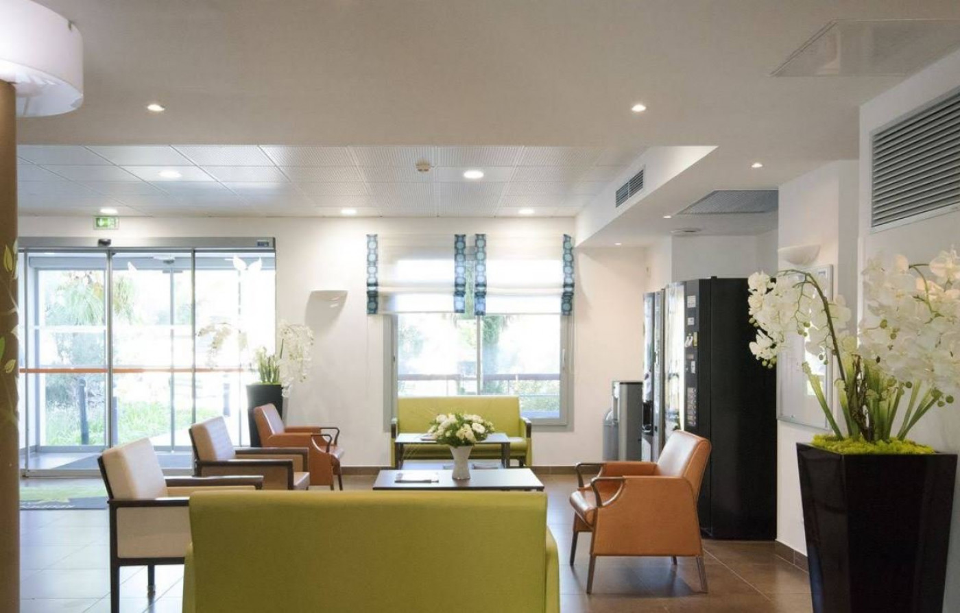 vente Résidence ehpad Le Revest Les Eaux - Photo 7