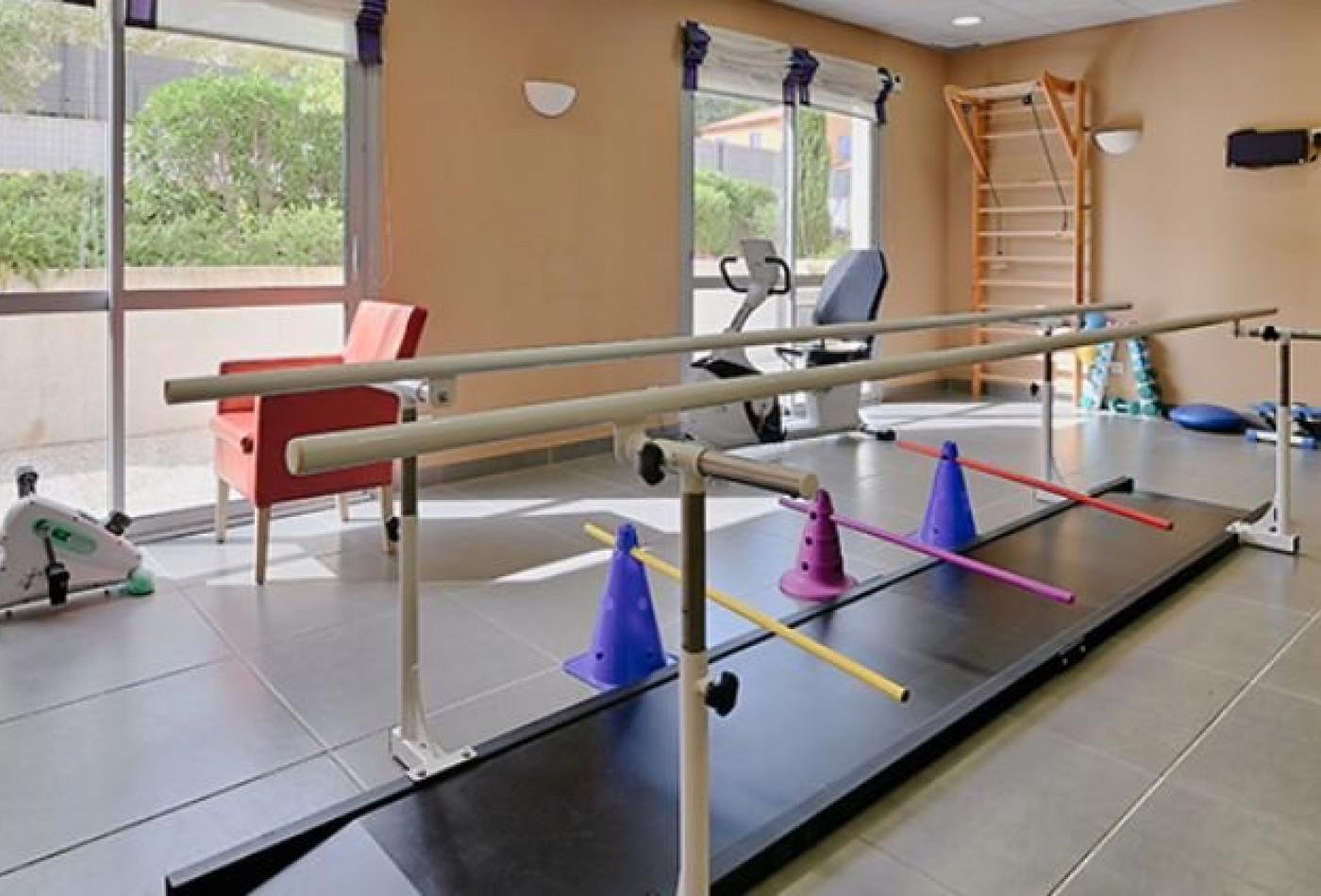 vente Résidence ehpad Le Revest Les Eaux - Photo 8