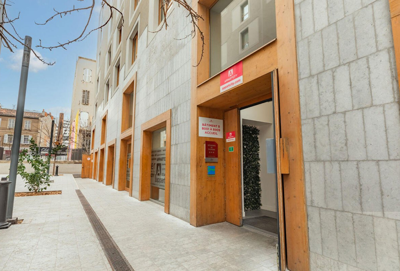 vente Résidence affaires Marseille 2eme Arrondissement - Photo 9