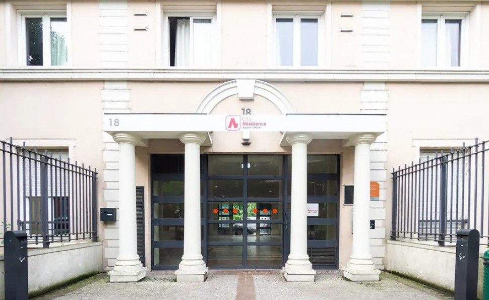 vente Résidence affaires Saint Maurice - Photo 1