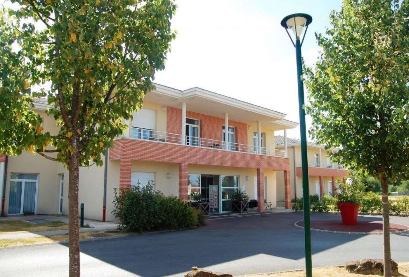 vente Résidence ehpad Charleville Mezieres - Photo 1