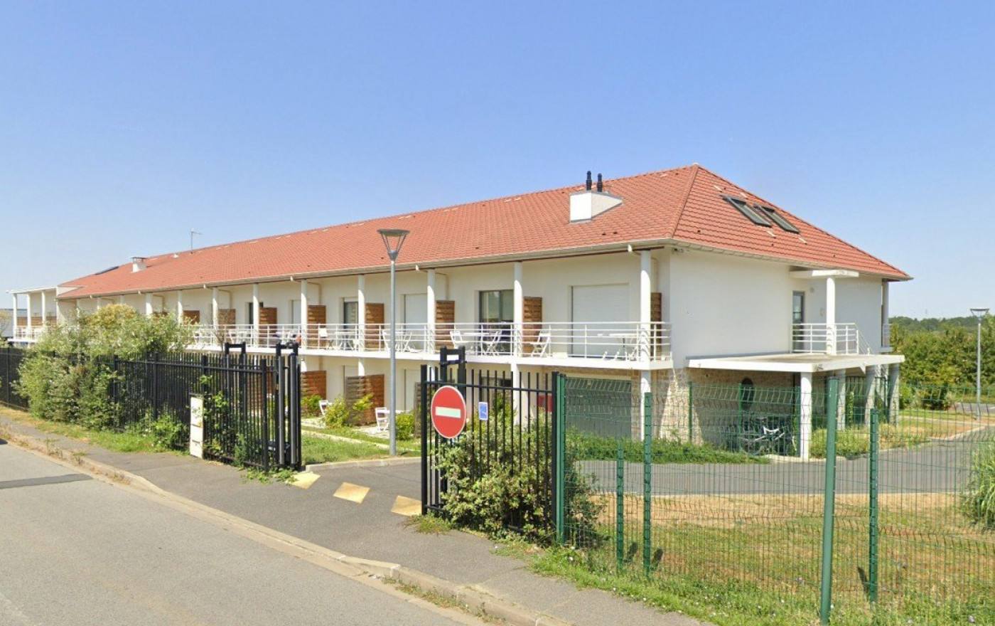 vente Résidence affaires Ormoy - Photo 1
