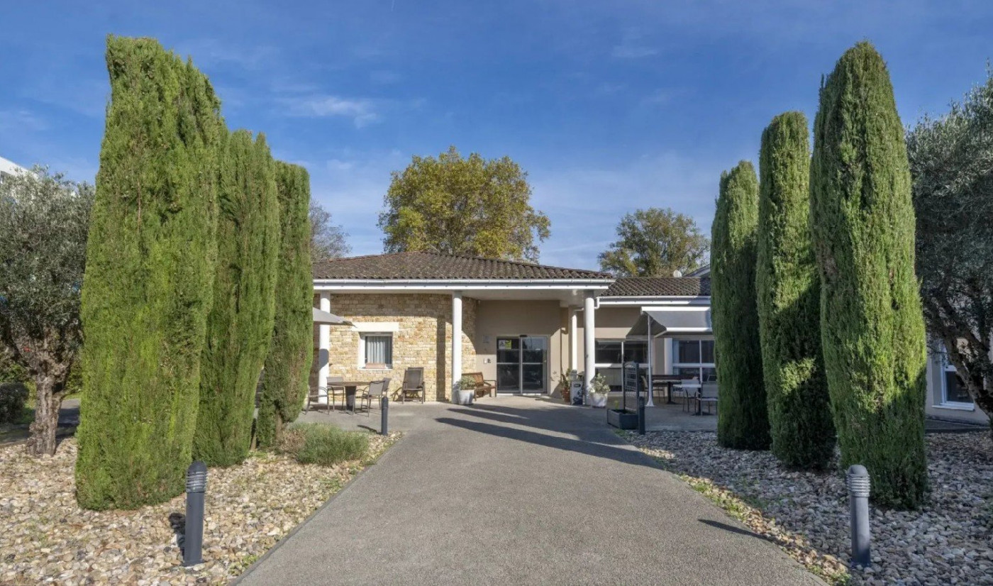 vente Résidence ehpad Jonzac - Photo 1