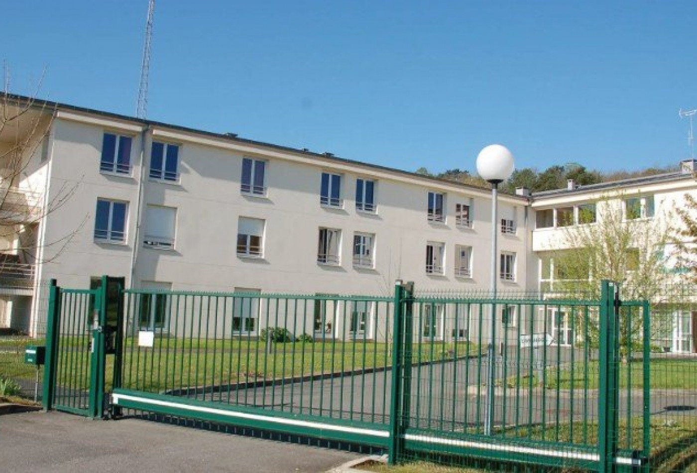 vente Résidence ehpad Maisse - Photo 1
