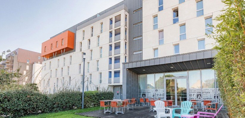 vente Résidence affaires Saint Nazaire - Photo 1