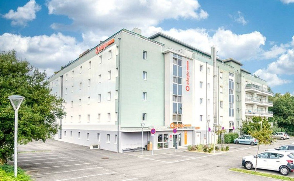 vente Résidence affaires Saint Nazaire - Photo 1