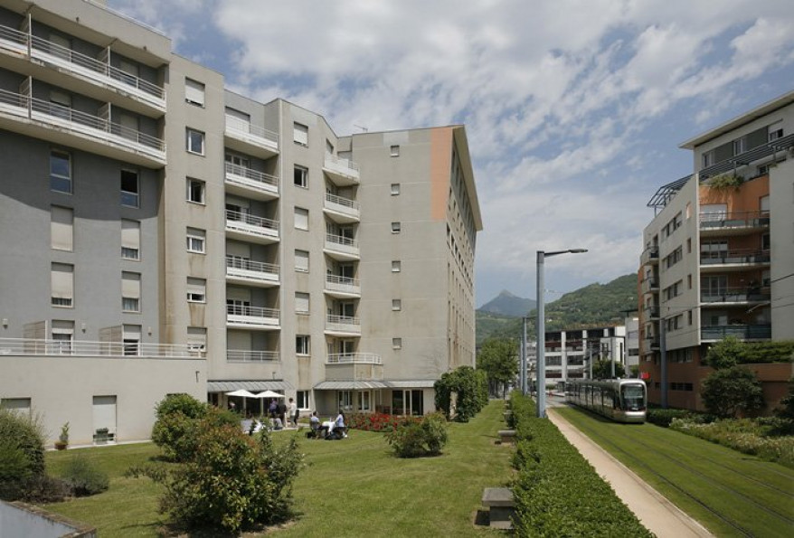 vente Résidence etudiante Grenoble - Photo 1