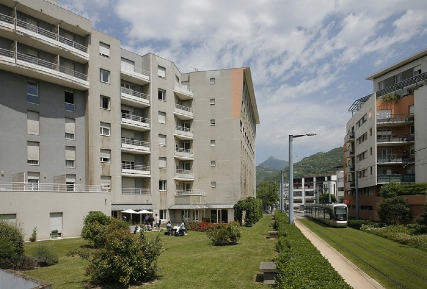 vente Résidence etudiante Grenoble - Photo 1