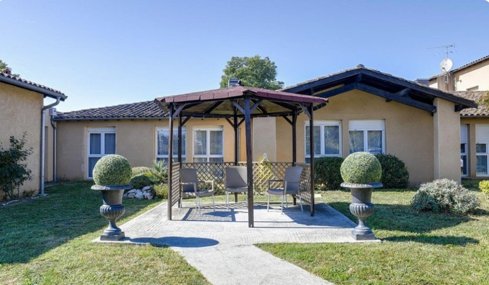 vente Résidence ehpad Frouzins - Photo 1